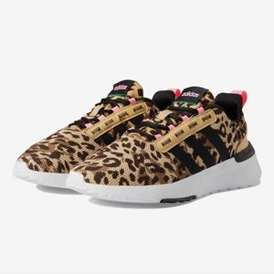 Great Condition. Adidas Leopard Print Sneaker.  Toddler TR21 SIZE 7